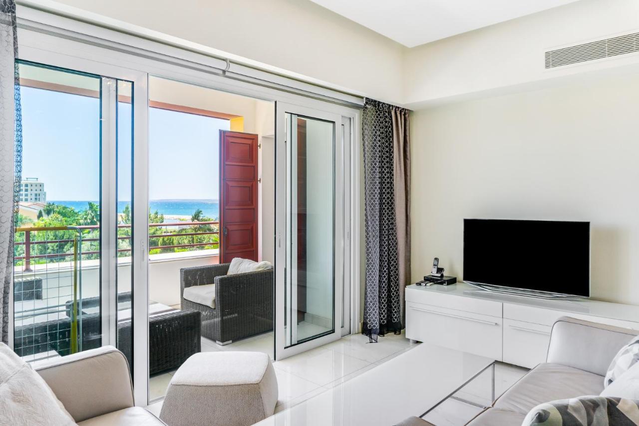 Limassol Marina Nereids D22 By Ezoria Villas Екстер'єр фото