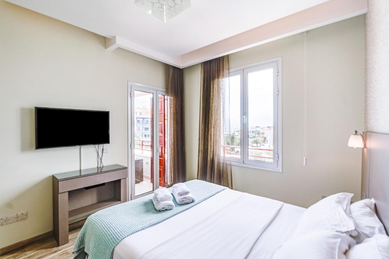 Limassol Marina Nereids D22 By Ezoria Villas Екстер'єр фото